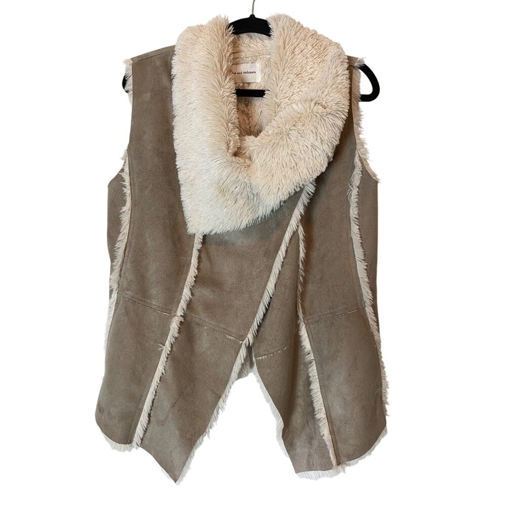 Cupcakes & Cashmere Faux Suede & Fur Beige Vest Asymmetrical Hem Medium